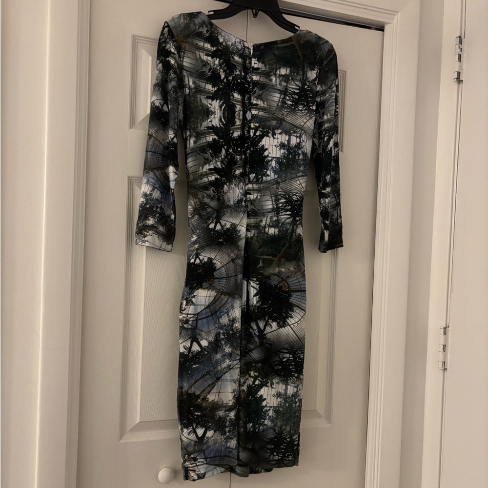 ESCADA Elmonde Black and Gray 3/4 Sleeve Abstract Terrarium Dress - Picture 8 of 9